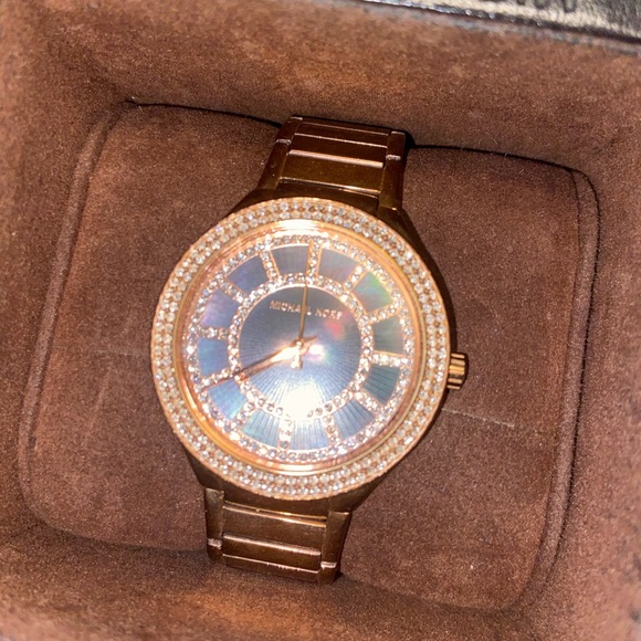 Gorgeous Michael Kors watch - Picture 1 of 3